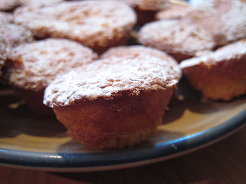 Mini almond cupcake Mini almond cupcake