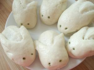 Bunny Bao (steamed buns) (2) Bunny Bao (steamed buns) (2)