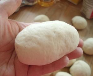 Making bunny bao step 4 Making bunny bao step 4