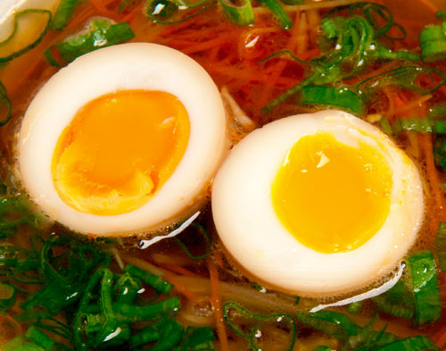 ramen-soup-marinated-eggs.jpg
