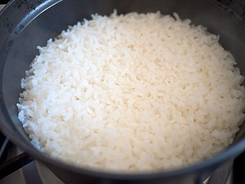 How to Cook Perfect Fluffy Rice without a Rice Cooker (Staub Rice Cocotte  Gohan) 